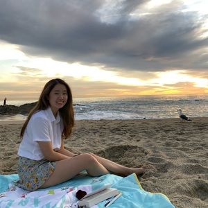 Meet your Posher, Clara